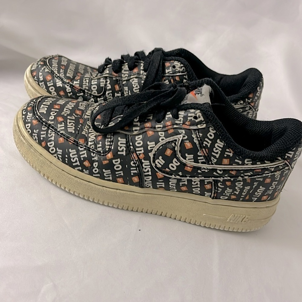 Youth) Nike Air Force 1 PRM 'Just Do It' size Y1.5